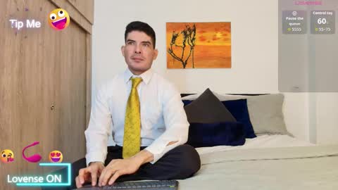 andrewstelee online show from 6, 11, 2025