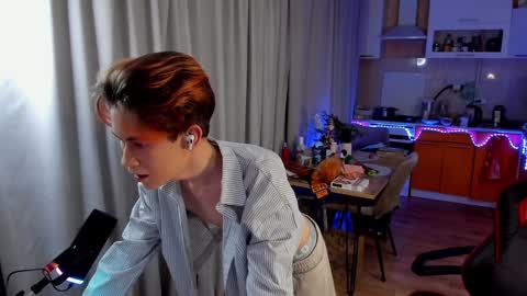 Snapshot of andrewwcarter2 chatting on 24, 1, 2025 Andrew online show from 24, 1, 2025