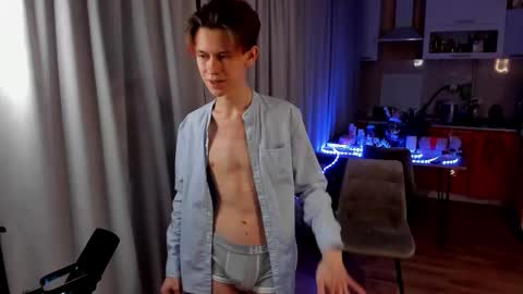 Snapshot of andrewwcarter2 chatting on 27, 2, 2025 Andrew online show from 27, 2, 2025