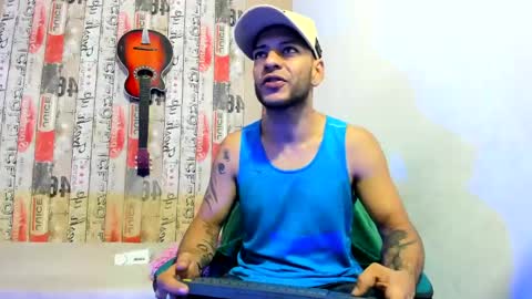Snapshot of andrey_u92 chatting on 2, 1, 2025 online show from 2, 1, 2025