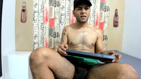 Snapshot of andrey_u92 chatting on 4, 1, 2025 online show from 4, 1, 2025