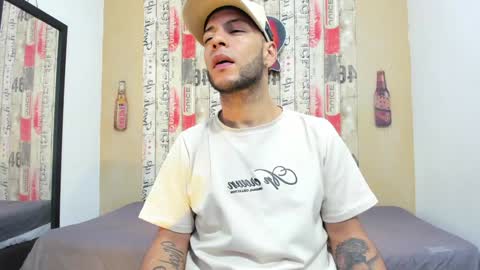 Snapshot of andrey_u92 chatting on 26, 1, 2025 online show from 26, 1, 2025