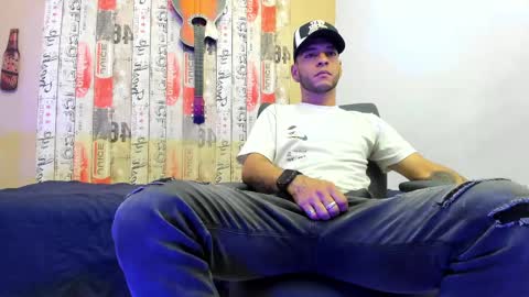 Snapshot of andrey_u92 chatting on 9, 3, 2025 online show from 9, 3, 2025