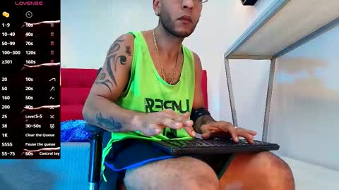 Snapshot of andrey_u92 chatting on 16, 10, 2025 online show from 16, 10, 2025