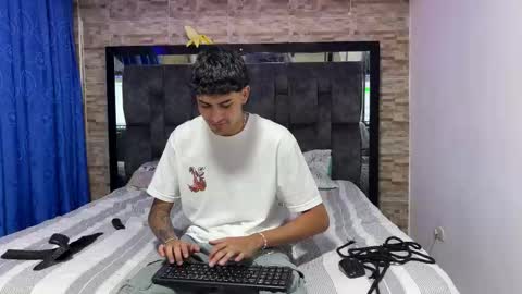 Andresuki online show from 18, 11, 2025