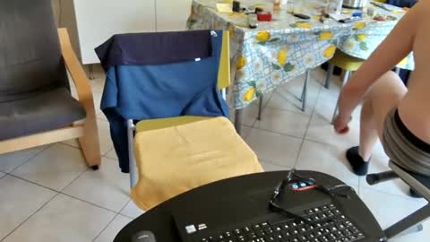 androx77 online show from 8, 4, 2026