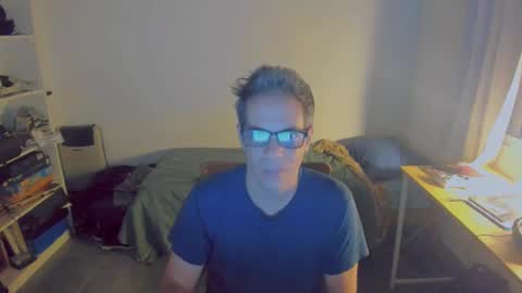 Snapshot of andy0pandi chatting on 27, 1, 2025 Andrew online show from 27, 1, 2025