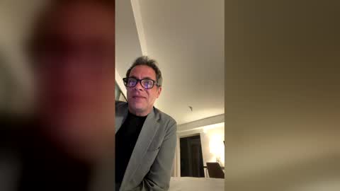 Andrew online show from 19, 5, 2026