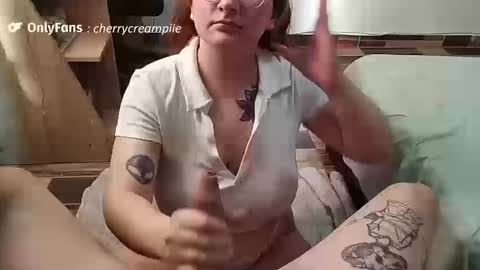 Snapshot of andycherrysecrets chatting on 15, 9, 2025 Cherry online show from 15, 9, 2025