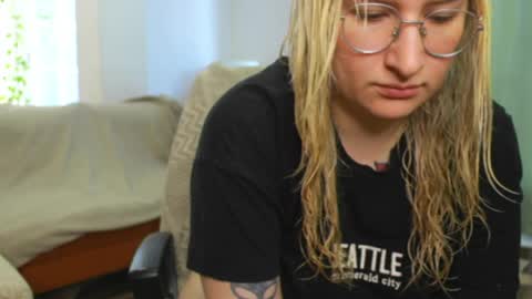 Cherry online show from 6, 4, 2026