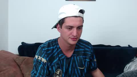 Snapshot of andyfame1 chatting on 22, 10, 2025 Andy Fame online show from 22, 10, 2025