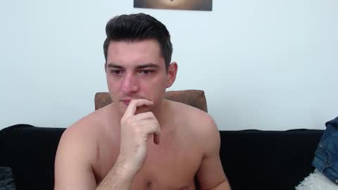 Snapshot of andyfame1 chatting on 17, 11, 2025 Andy Fame online show from 17, 11, 2025