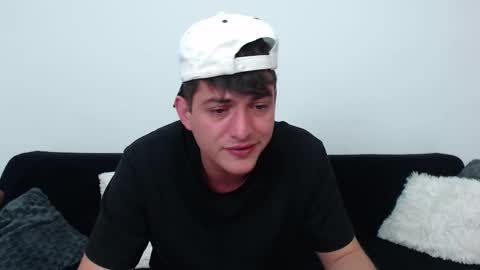 Snapshot of andyfame1 chatting on 20, 11, 2025 Andy Fame online show from 20, 11, 2025