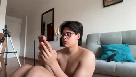 Snapshot of andyuwuu chatting on 15, 5, 2026 andyuwuu online show from 15, 5, 2026