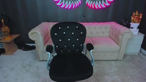 Anne online show from 5, 2, 2025