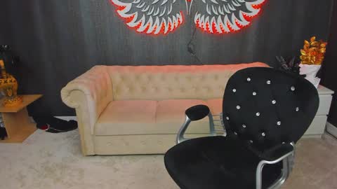 Anne online show from 6, 2, 2025