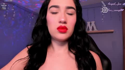 Snapshot of angeel_fox chatting on 30, 1, 2025 Angel online show from 30, 1, 2025