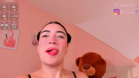 Snapshot of angeel_fox chatting on 9, 2, 2025 Angel online show from 9, 2, 2025