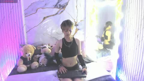 Snapshot of angeel_tay chatting on 7, 6, 2026 angeel_tay online show from 7, 6, 2026
