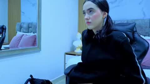 angel__kiss online show from 26, 10, 2025