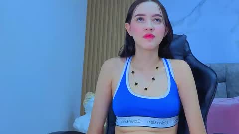 angel__kiss online show from 11, 11, 2025