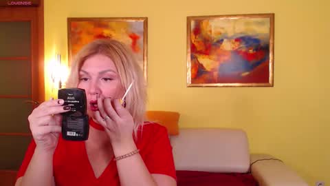 Alice PRIVATE IS OPEN online show from 5, 10, 2025