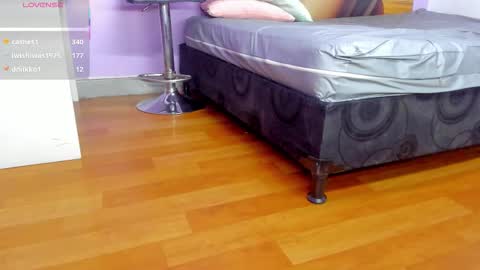 Snapshot of angel_avni chatting on 26, 9, 2025 Angel online show from 26, 9, 2025