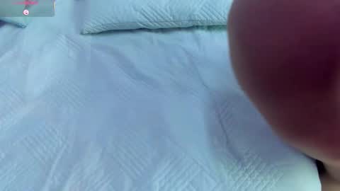 Snapshot of angel_avni chatting on 20, 10, 2025 Angel online show from 20, 10, 2025