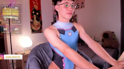 Angel   help me with 100 thumbs up online show from 30, 3, 2026