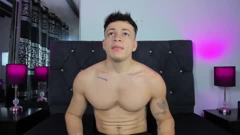 Angel Cuervo online show from 3, 12, 2025