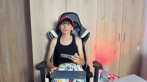 angel_dustt1 online show from 10, 6, 2026