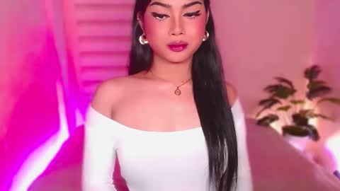 Angel online show from 13, 5, 2026