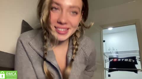 Snapshot of angel_from_sky chatting on 23, 12, 2024 Greetings Jess online show from 23, 12, 2024