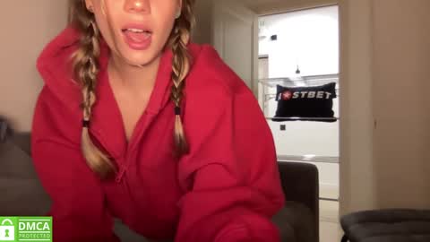 Snapshot of angel_from_sky chatting on 25, 12, 2024 Greetings Jess online show from 25, 12, 2024