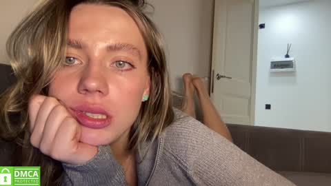 Snapshot of angel_from_sky chatting on 13, 1, 2025 Greetings Jess online show from 13, 1, 2025