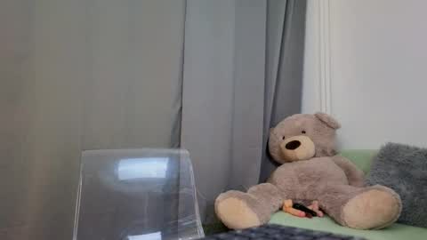 Gabriella online show from 4, 2, 2026