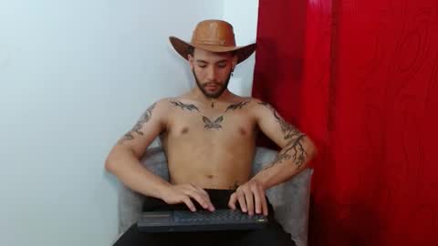 Snapshot of angel_kyrozz chatting on 16, 10, 2025 angel_kyrozz online show from 16, 10, 2025