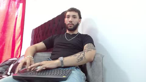 Snapshot of angel_kyrozz chatting on 26, 10, 2025 angel_kyrozz online show from 26, 10, 2025