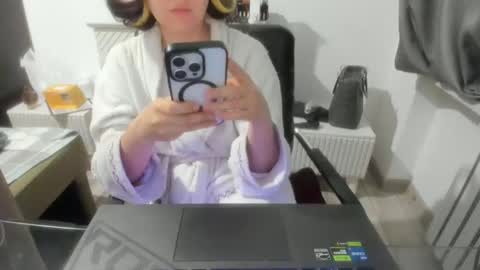 angel_lee__ online show from 24, 1, 2025