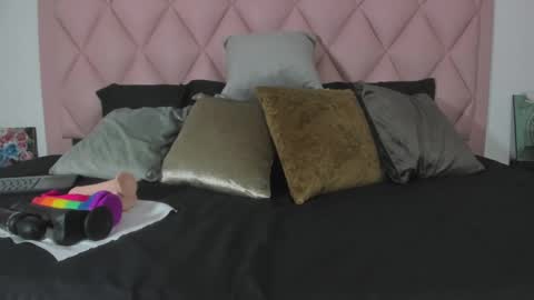 Angel  online show from 14, 2, 2025