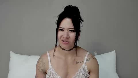 Snapshot of angel_martins chatting on 15, 11, 2025 Angel online show from 15, 11, 2025