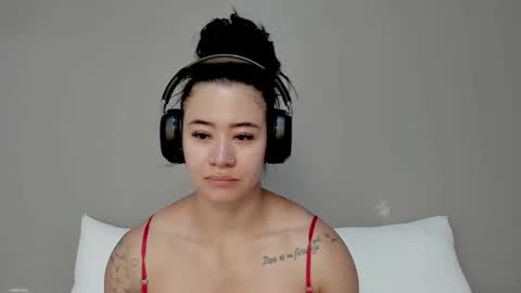 Snapshot of angel_martins chatting on 14, 12, 2025 Angel online show from 14, 12, 2025