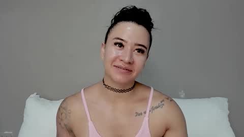 Snapshot of angel_martins chatting on 16, 12, 2025 Angel online show from 16, 12, 2025