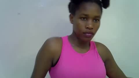 Snapshot of angel_mia5 chatting on 9, 11, 2025 angel_mia5 online show from 9, 11, 2025