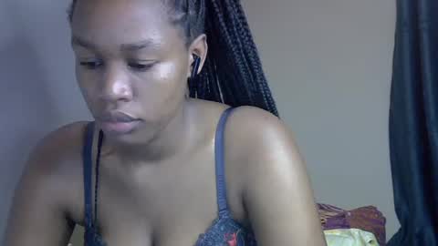 angel_mia5 online show from 18, 6, 2026