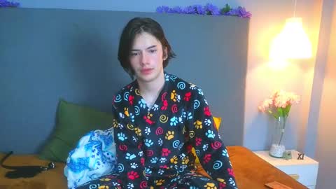 Angel online show from 10, 2, 2025