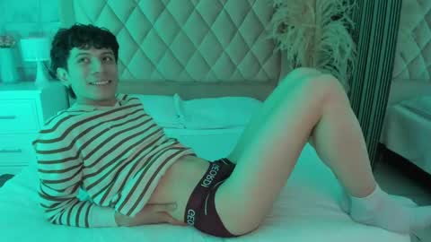 Snapshot of angel_st1 chatting on 20, 5, 2026 Angel online show from 20, 5, 2026