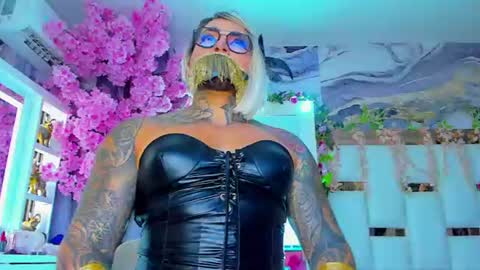 Angel Vega online show from 4, 7, 2026