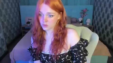 Snapshot of angela_flowers chatting on 4, 7, 2026 Angela online show from 4, 7, 2026
