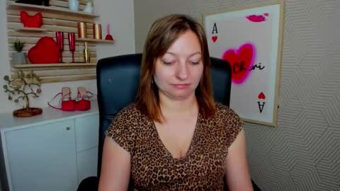Snapshot of angela_samt chatting on 4, 5, 2026 Angela online show from 4, 5, 2026
